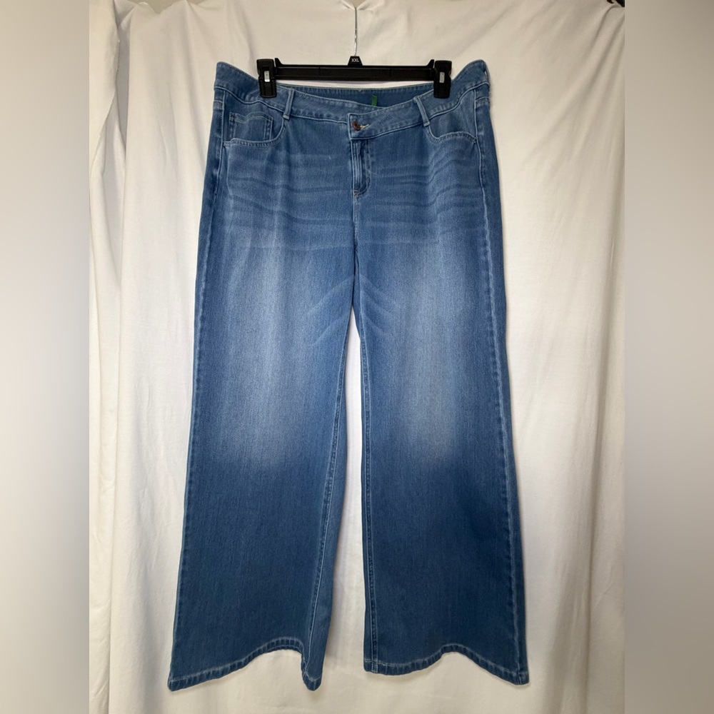HALARA Women's Light Blue Wide Leg Jeans - Flare Fit